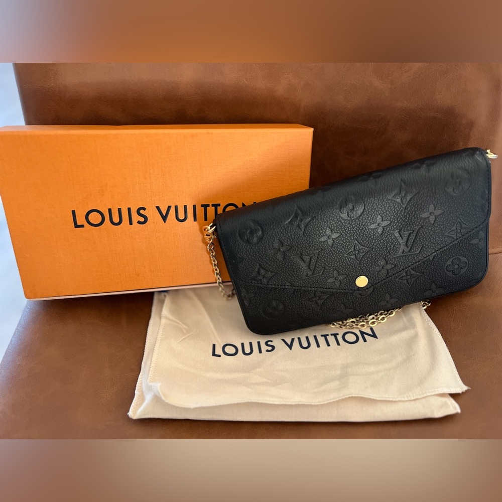 Louis Vuitton Felice Pouchette